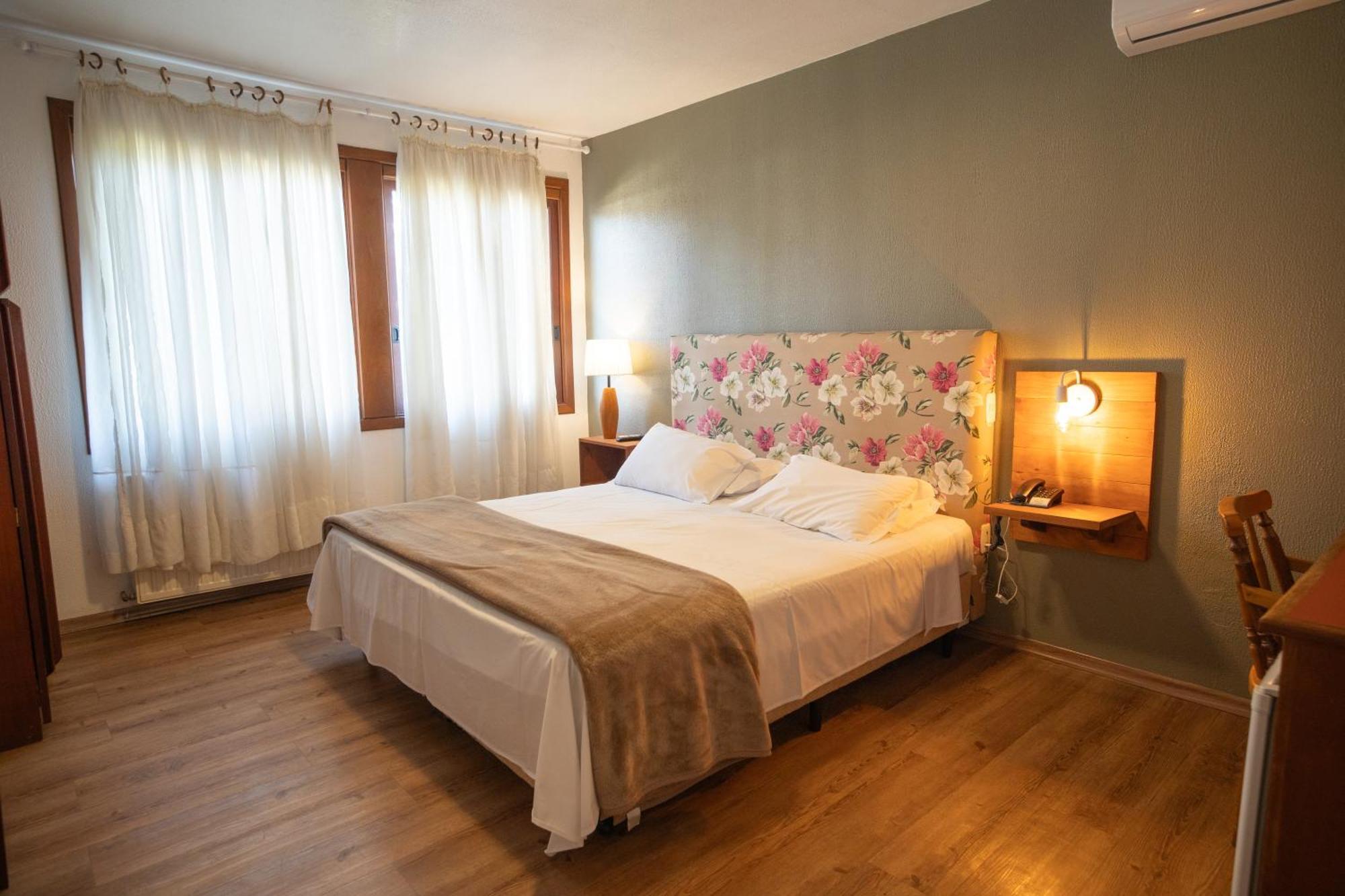 Grande Hotel Канела Экстерьер фото